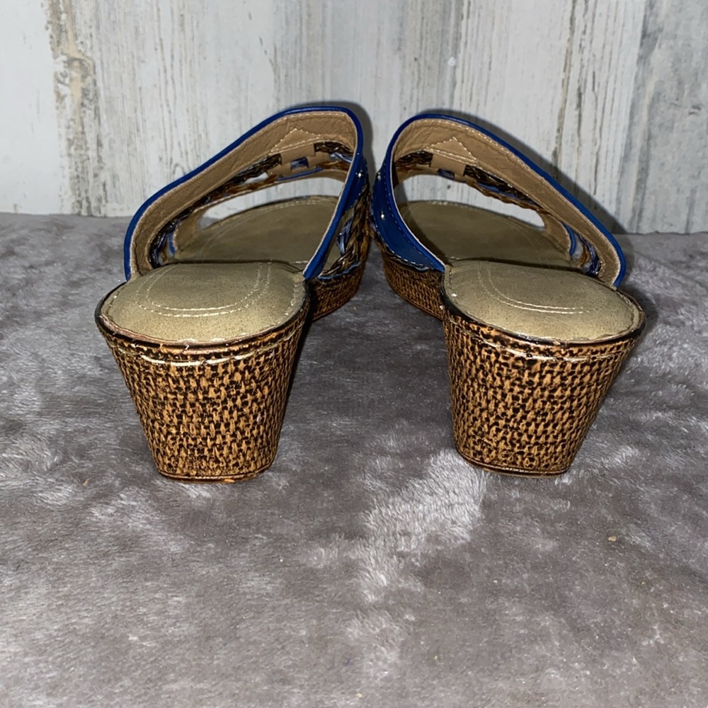 0916 Patricia Pitaya Shoes by Spring Step - Picture 4 of 9